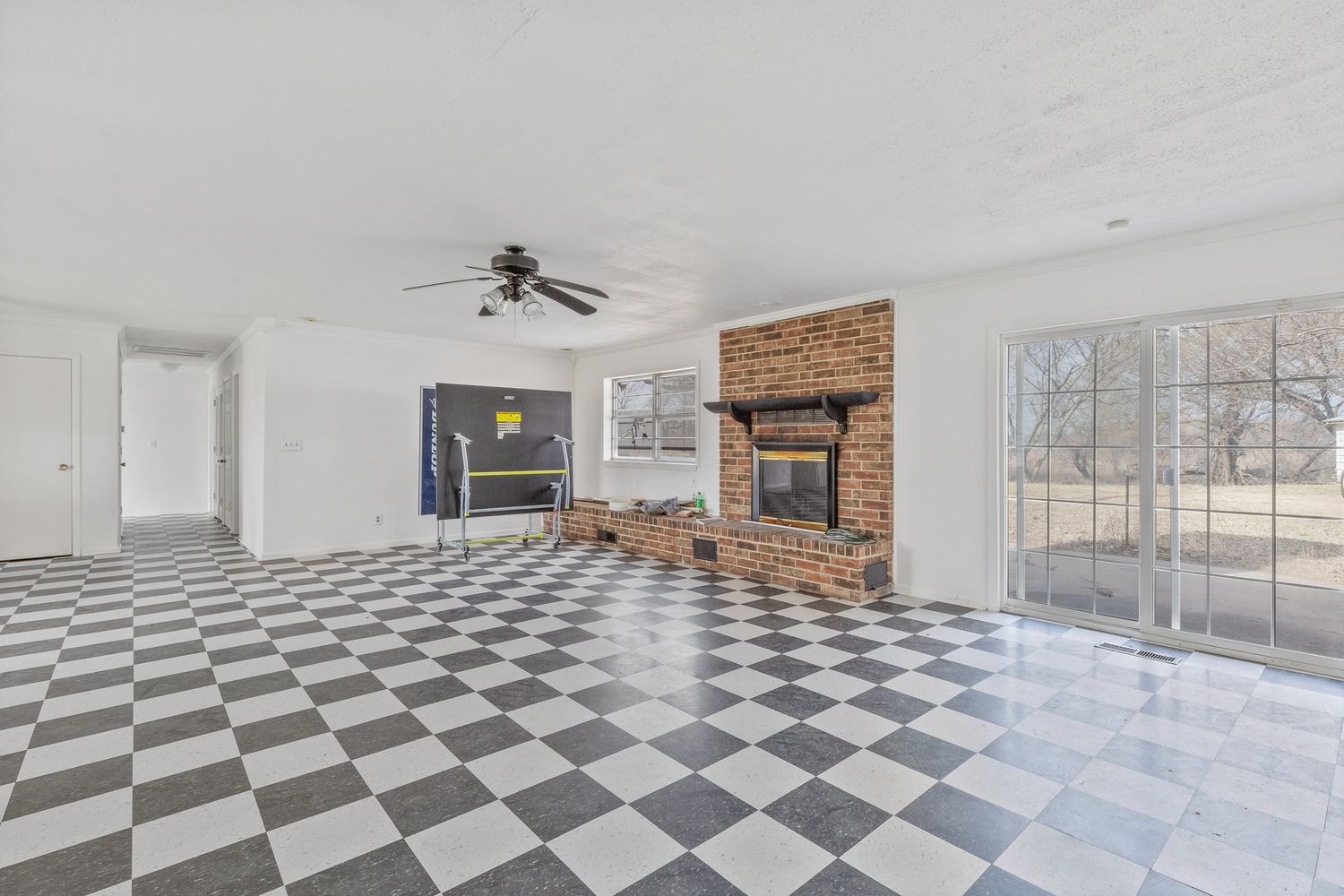 1706 N 161st East Ave, Tulsa, OK 74116